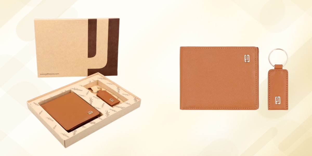 Emirates Store Wallets Men's Leather Wallets in the UAE: A Stylish Gift for Everyday Use