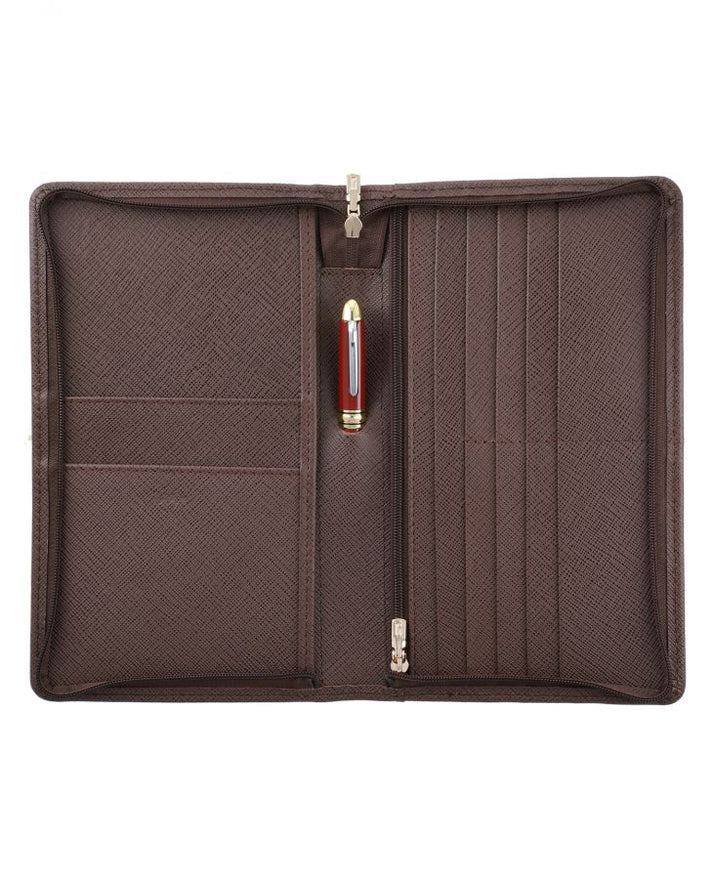 leather passport holder in UAE